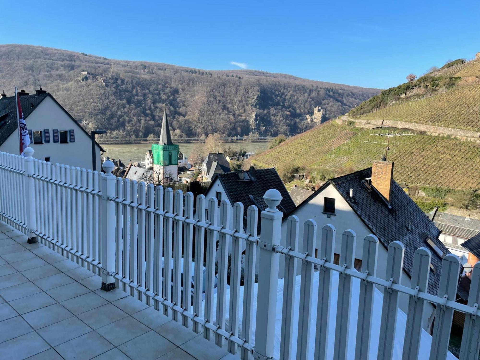 Апартаменти Haus Am Weinberg Рюдесгайм-ам-Райн Номер фото